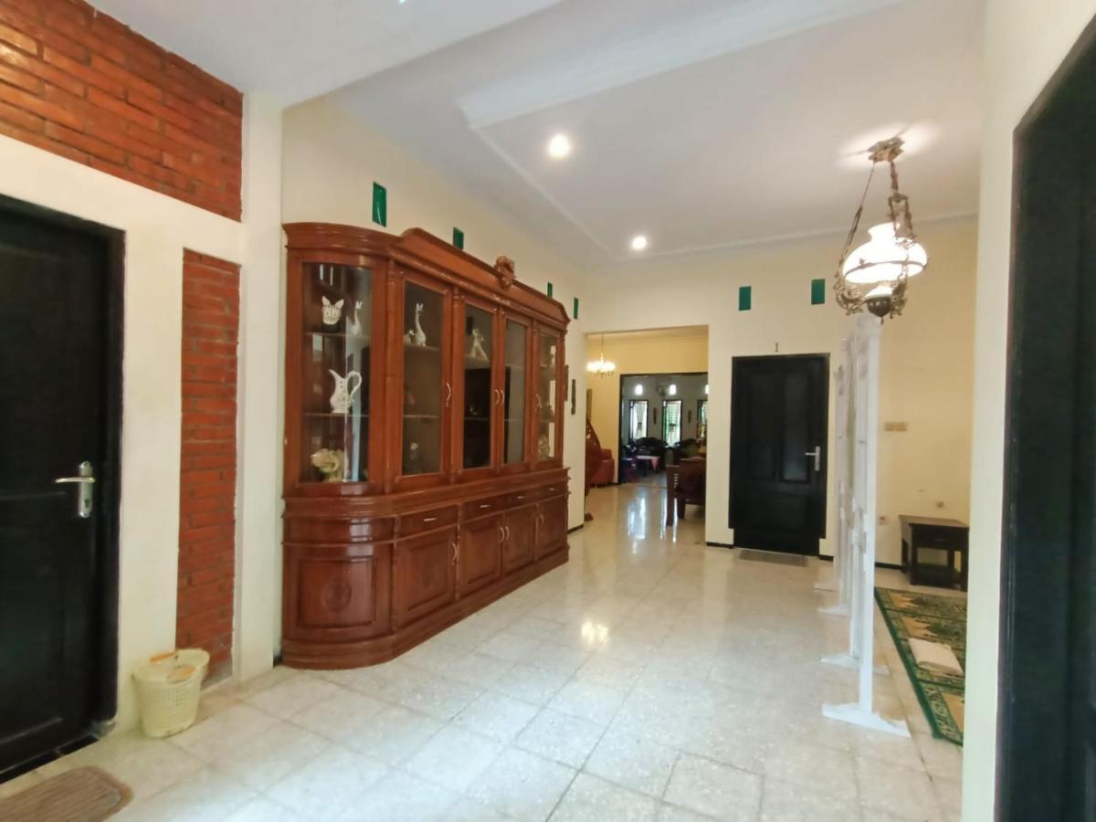יוגיאקרטה Rumah Kami Guest House מראה חיצוני תמונה